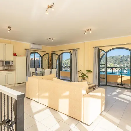 Thanasis Вилла *